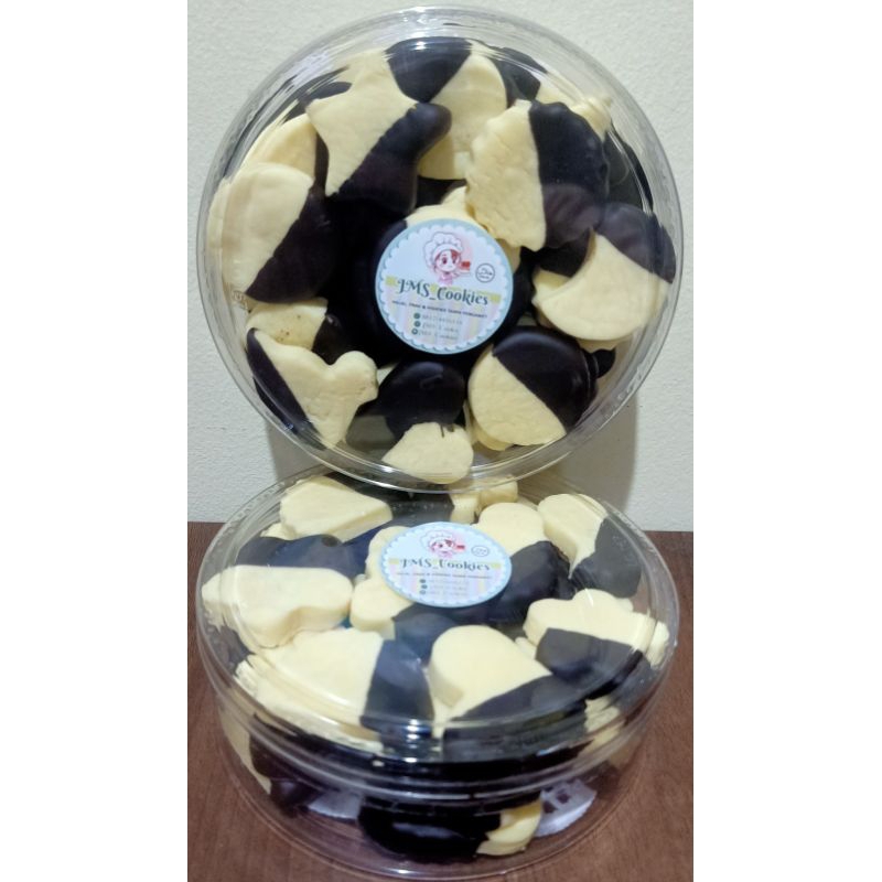 

Kue Kering Susu mix Coklat toples 250 gram