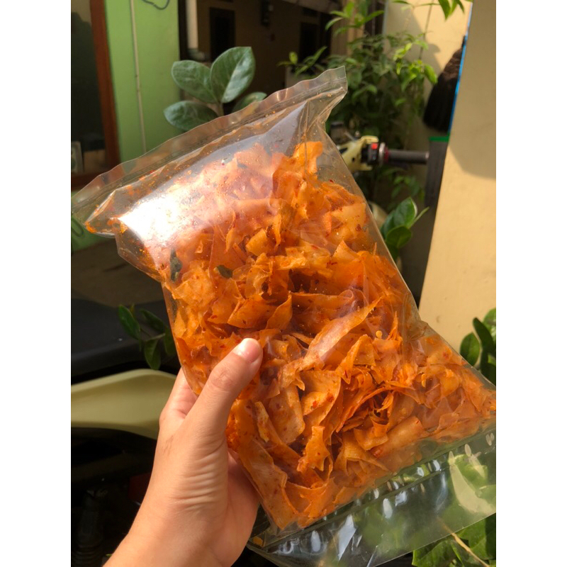 

KERIPIK PEDAS KERIWIL 250 GRAM