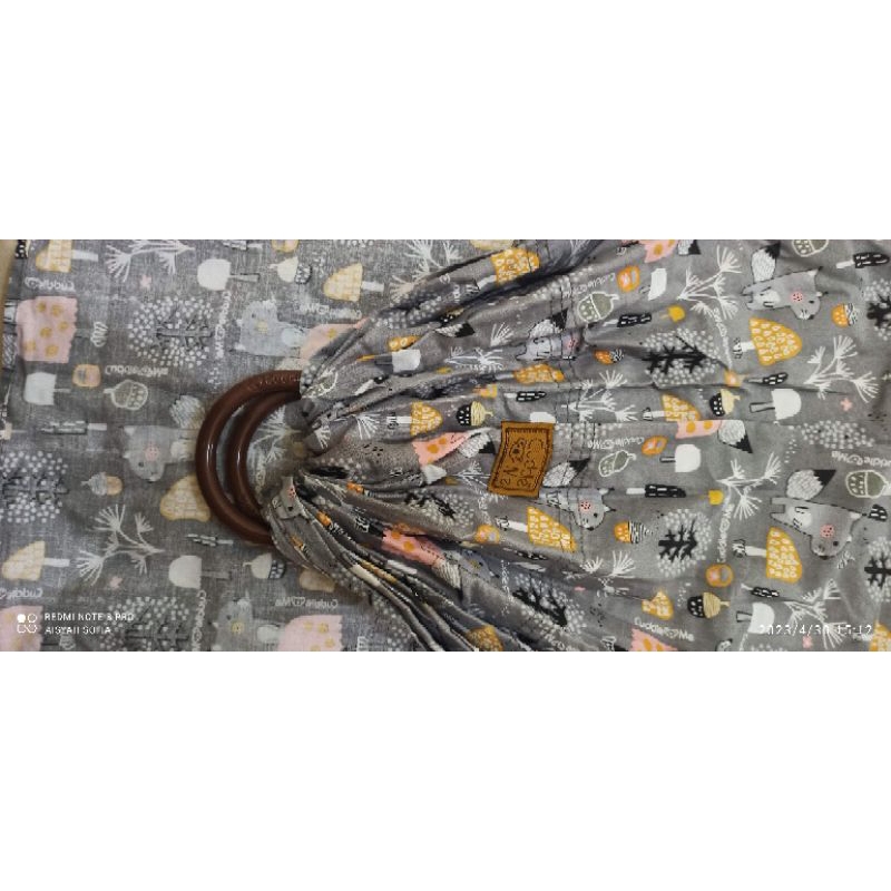 preloved ring sling cuddle me