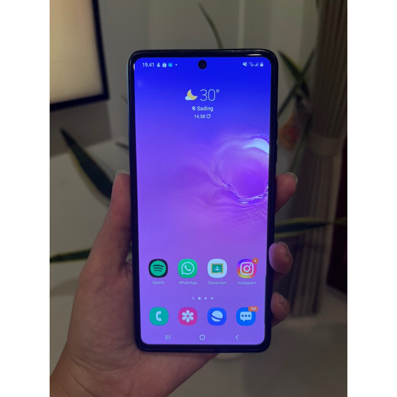 SAMSUNG GALAXY S10 LITE