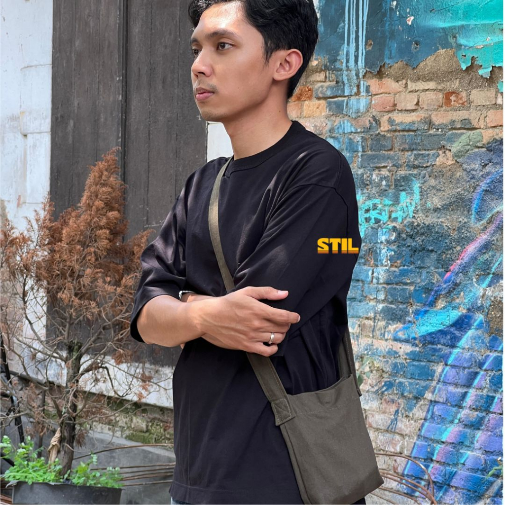 STIL Sling Bag Kecil – Tas Selempang Canvas Polos – Tas Pria Wanita Unisex Korea Style