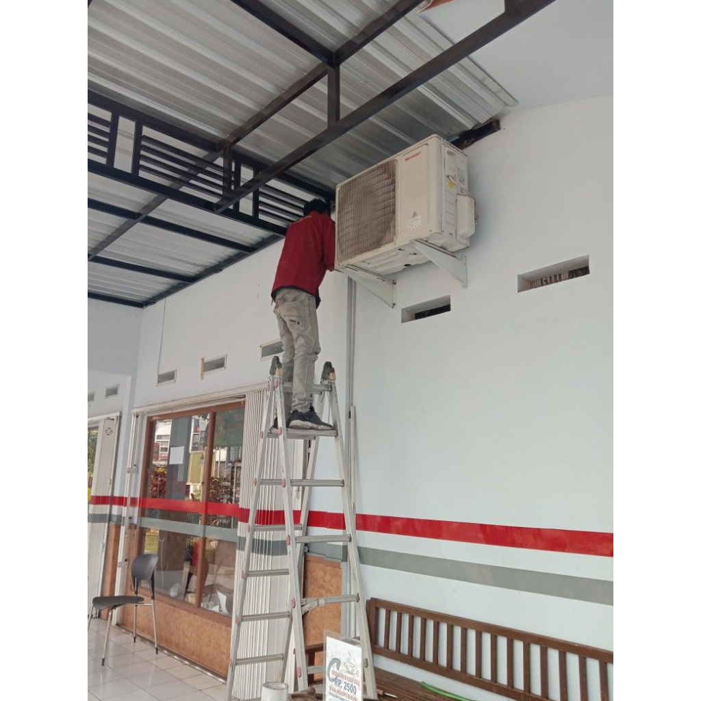 Jasa Pasang AC Split Jasa Pasang AC Central Perawatan AC Kantor Kontraktor AC