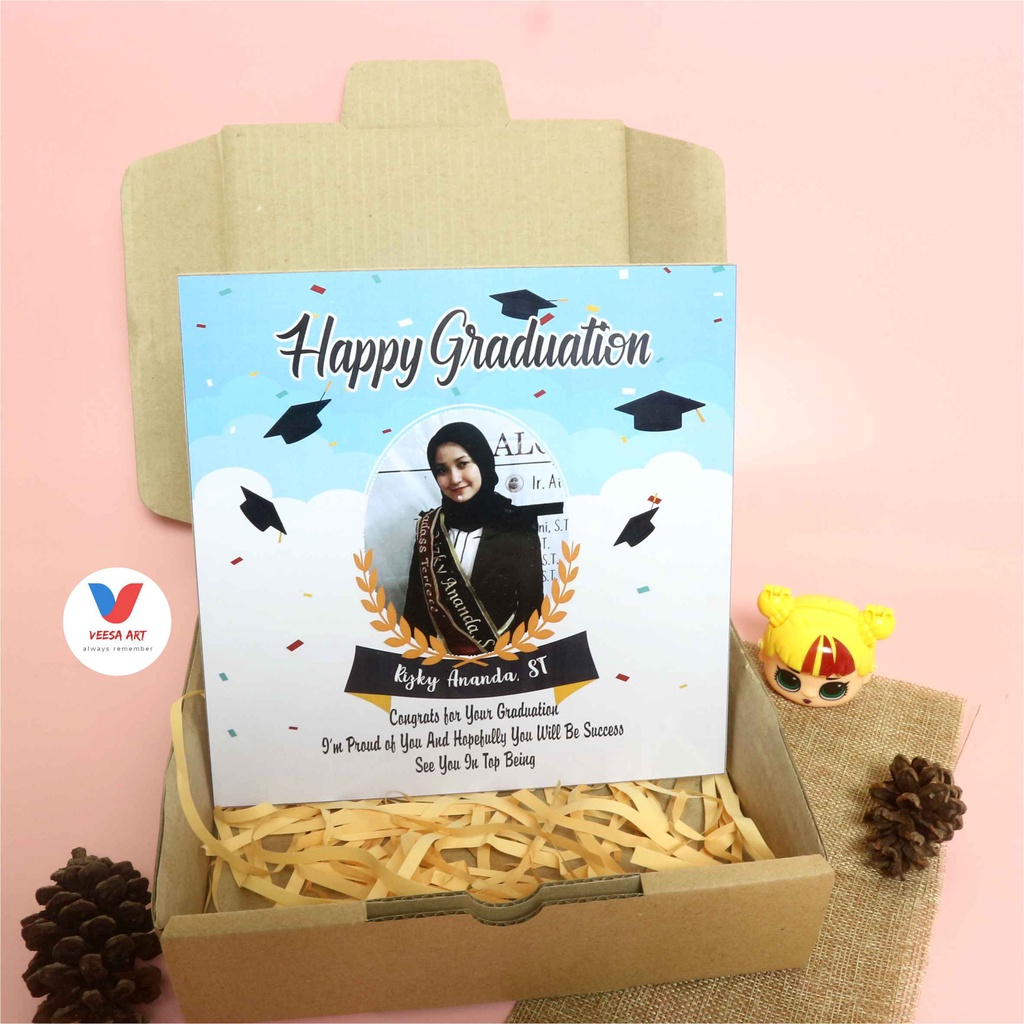 Kado Wisuda Gift Box Hampers Nikah Hadiah Graduation Ultah Ulang Tahun Birthday bingkai giftbox Custom Foto Nama Sendiri cowok cewek pacar sahabat kampus teman sidang Skripsi Kampus Hiasan Dinding Pajangan Kamar Tidur Dekorasi Pacar Murah Wedding Lucu