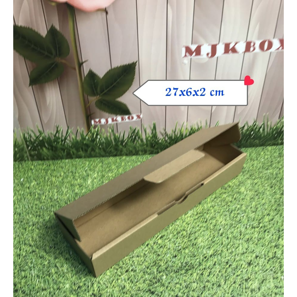 

KARDUS/ KARTON/BOX UK. 27x6x2 CM.........MODEL KARDUS PIZZA