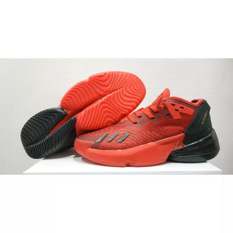 SEPATU BASKET ADIDAS DON ISSUE 4 LOW TEAM VICTORY RED