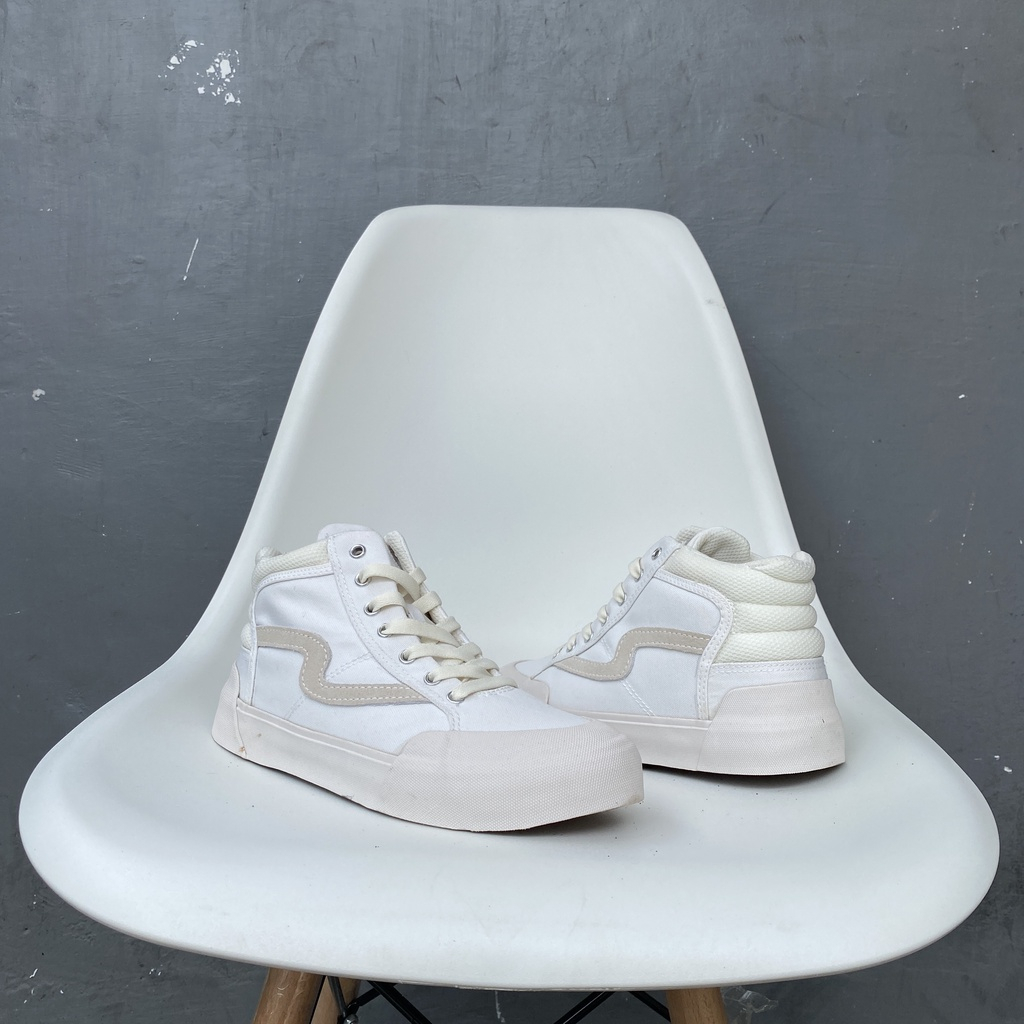 PATROBAS Cloud High Off White Original Sepatu Sneakers Casual Shoes Putih Polos Pria Wanita