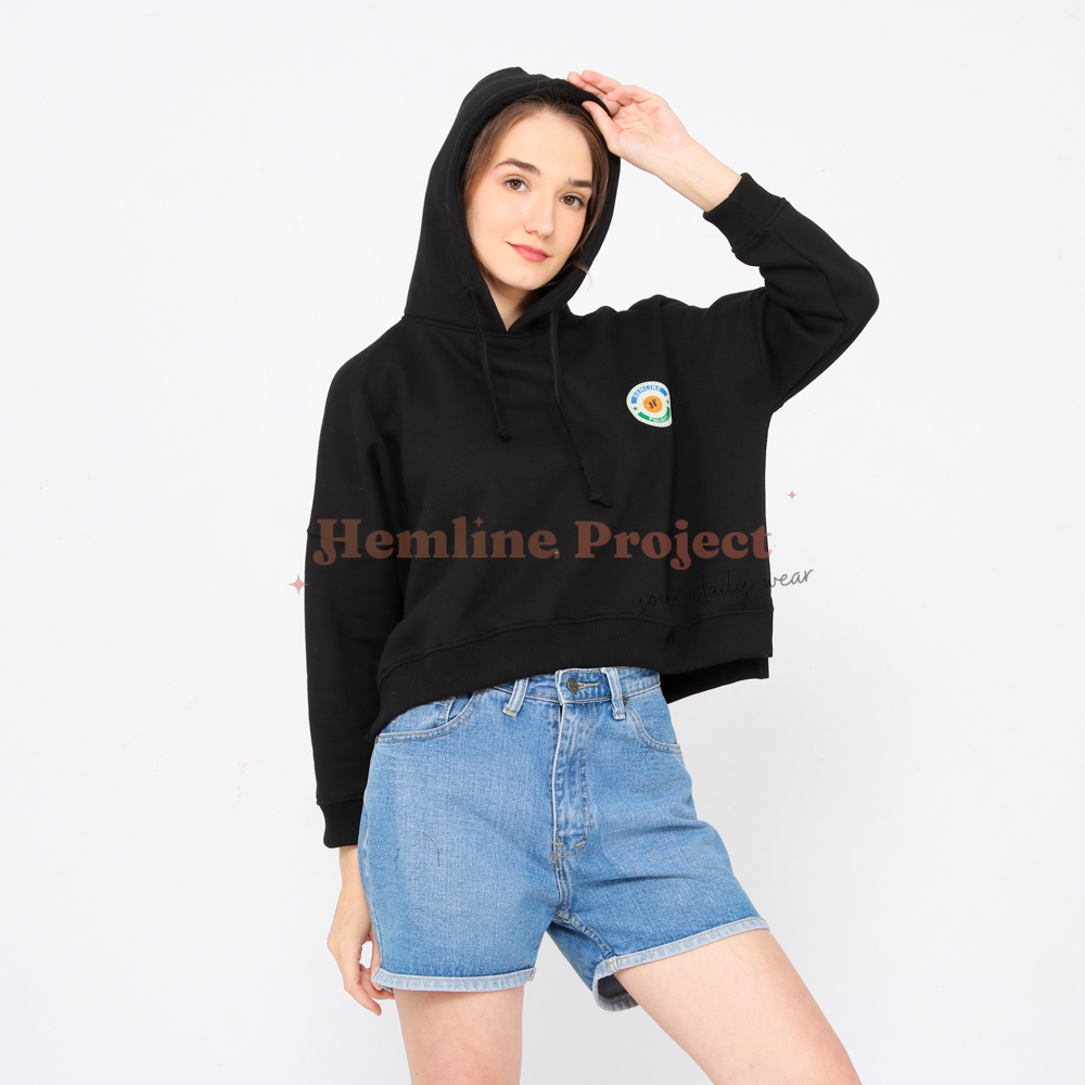 ILAYA Crop Sweater by Hemline Project