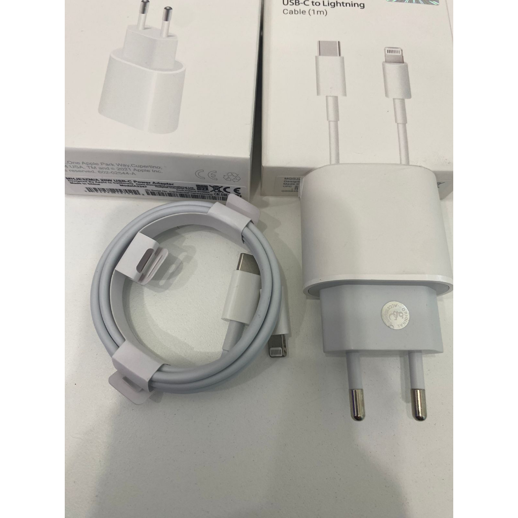 KABEL USB C TO IP + ADAPTOR 20 W (1 PAKET) 20 W FAST CHARGING - CHARGER IP - KABEL DATA IP - CAS IP - KABEL CHARGER