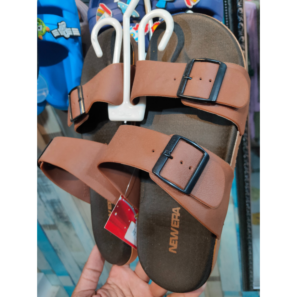 Belta Gallery Sandal Pria Casual Look Bahan Karet Kekinian Trendy