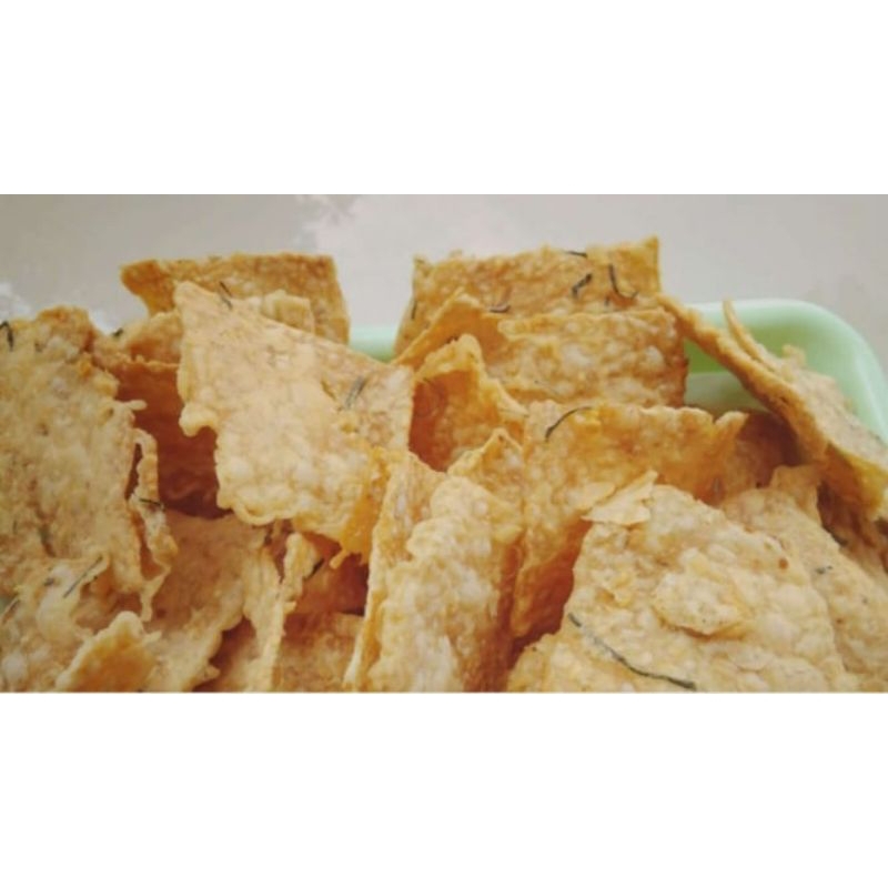 

Kripik Tempe Asli Cilacap / Murah dan Enak / 12 ribuan