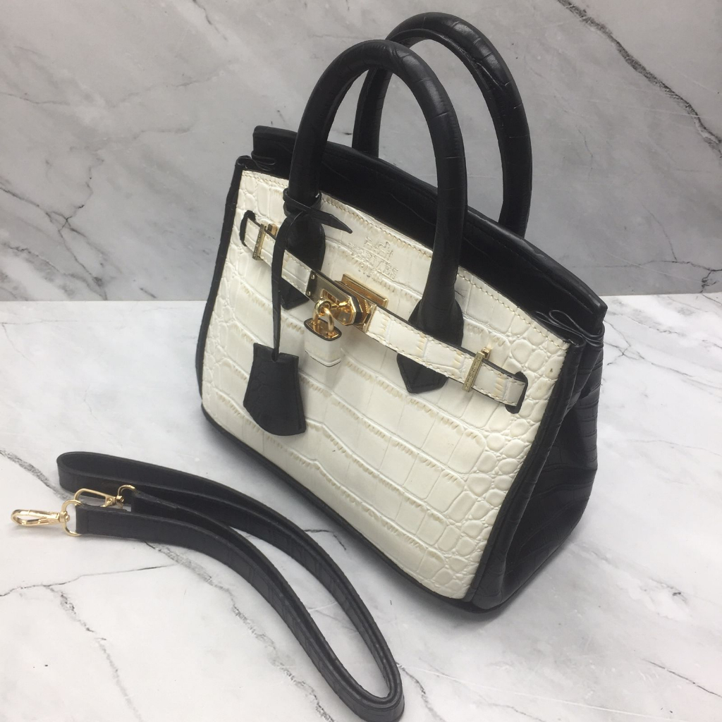 TASCWS-TAS HITAM PUTIH CR25 TAS SLEMPANG TAS WANITA