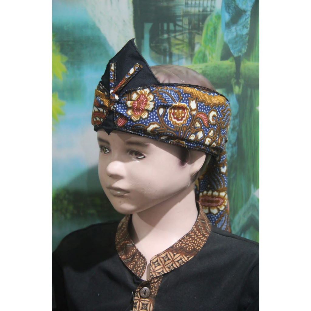 iket kepala sunda jawa blangkon tradisional anak anak batik USIA 1-10 TAHUN atas bolong (BIRU)