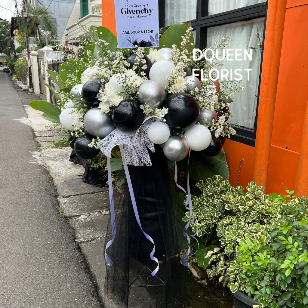 Dqueen Florist - Standing Flower Karangan Bunga Ucapan Congratulations Grand Opening Birthday Wedding Nuansa Hitam Putih Silver