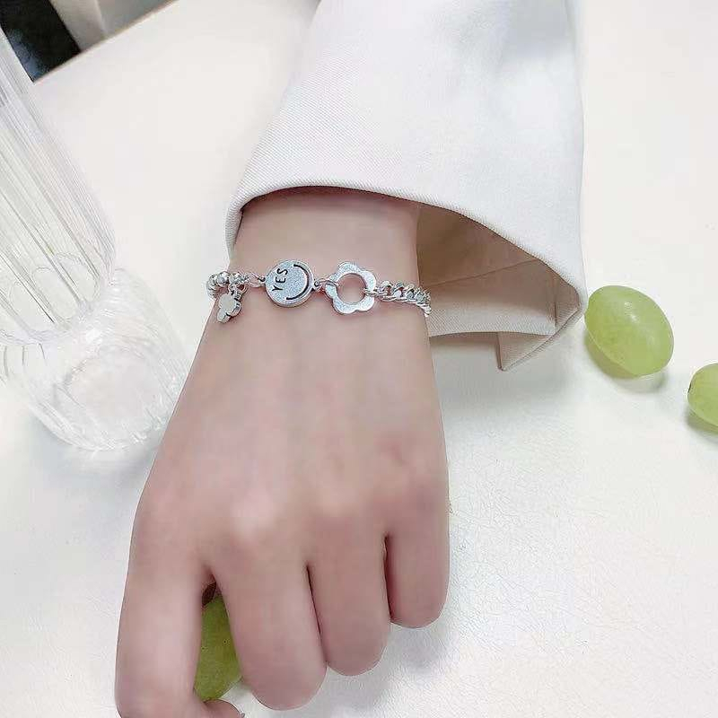 Aksesoris Fashion Korea Gelang Tangan Serut berlian titanium style Hip Hop/Gelang Layer simple Retro Vintage Kupu-Kupu Bulan Bintang Silver/Gelang Imitasi