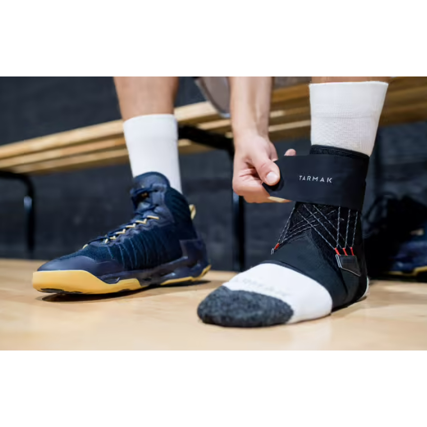 TARMAK Strong 900 Ankle Support Untuk Membantu Olahraga Setelah Keseleo