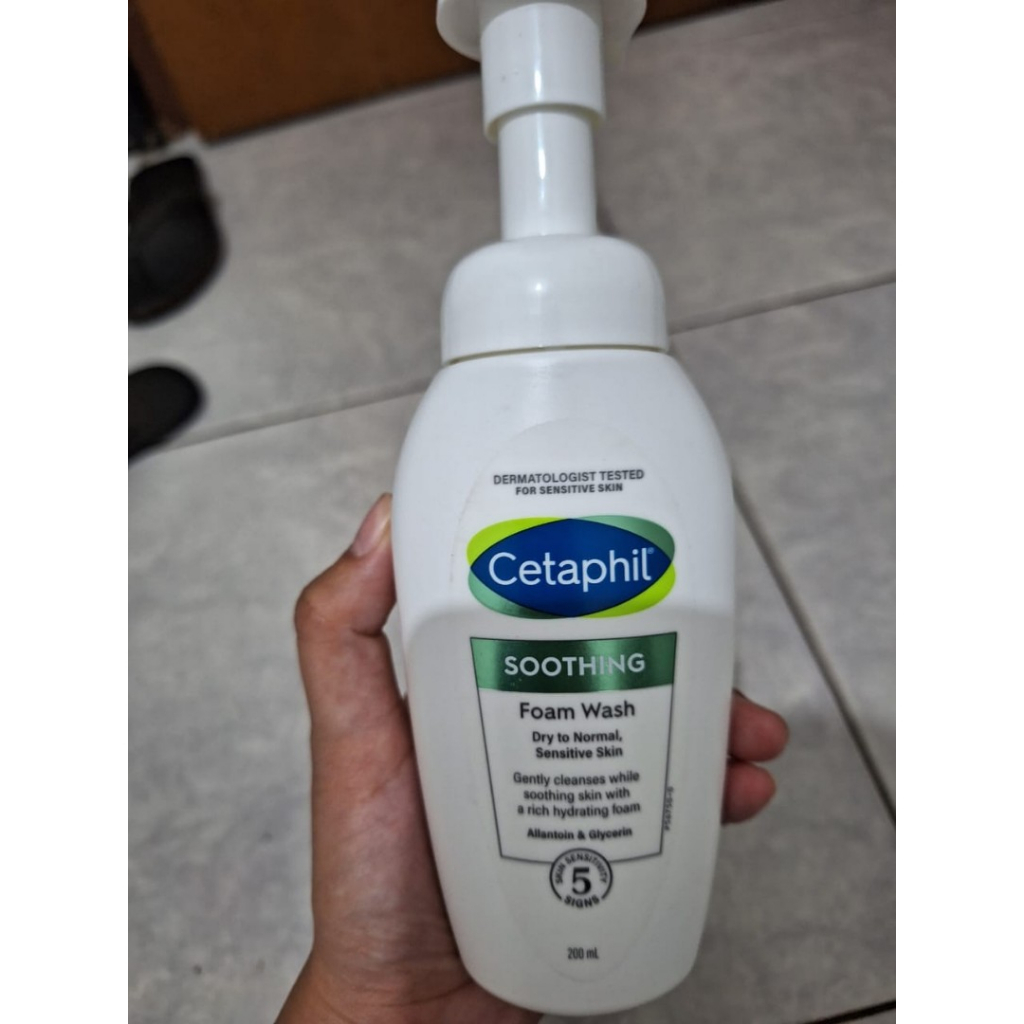 Cetaphil Soothing Foam Wash 200ml - Pembersih Untuk Muka