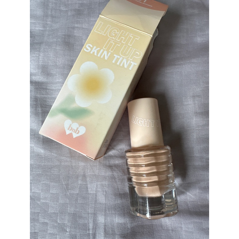Preloved Barenbliss BNB Light it Up Skin Tint shade 01