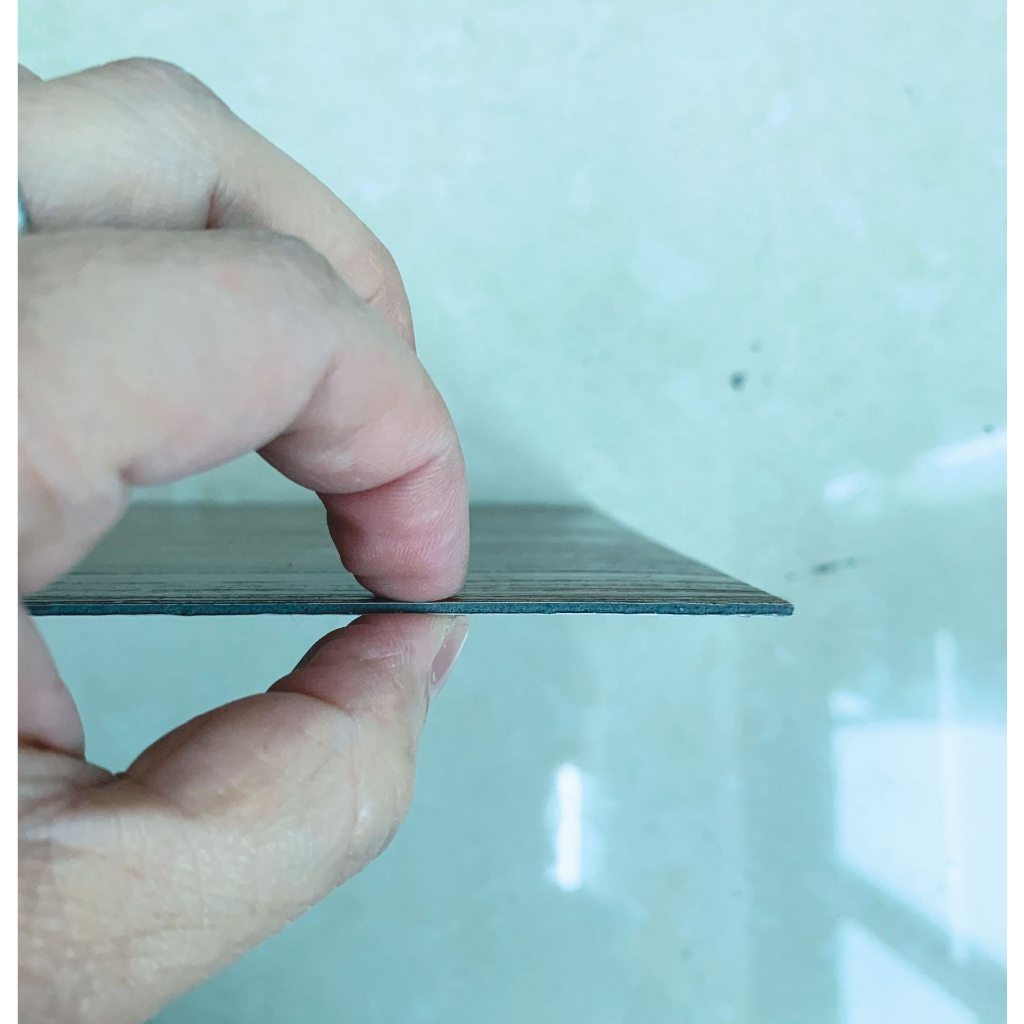Lantai Vinyl Parket motif kayu Ukuran 30 cm x 15 cm Ketebalan 1.5MM / Parket Motif