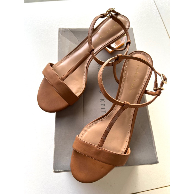sandal original charles and keith