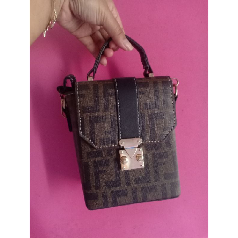 pl tas mini Fendi