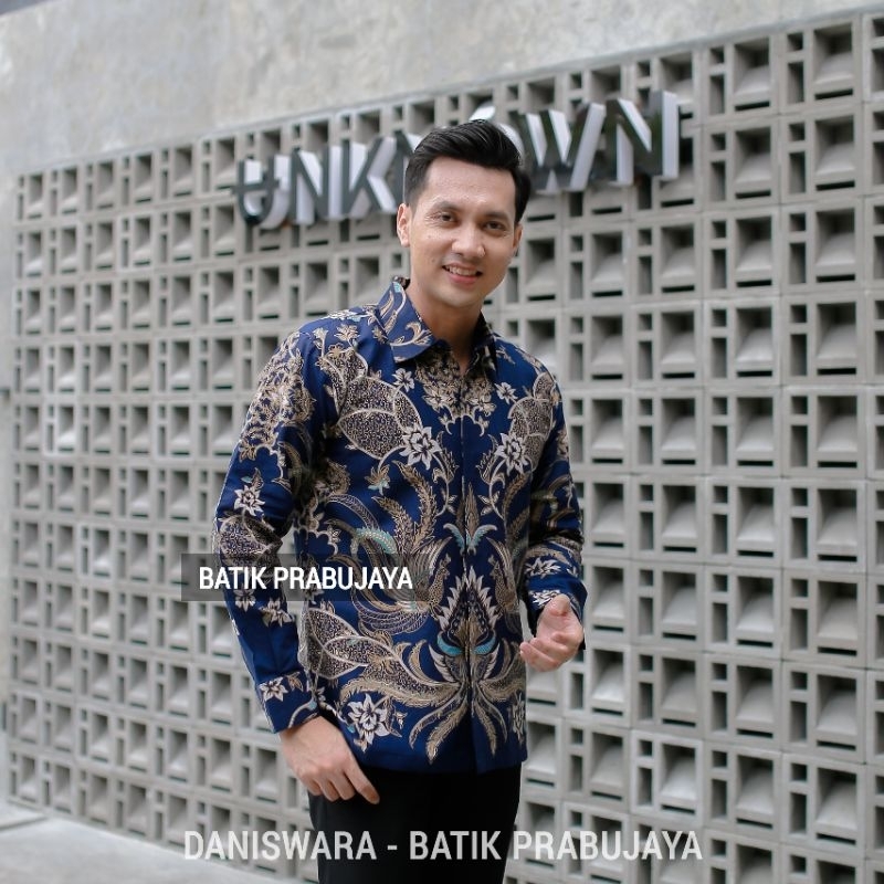 DANISWARA Kemeja Batik Pria Lengan Panjang Modern Premium Biru Navy Full Furing Halus Kondangan Kerja