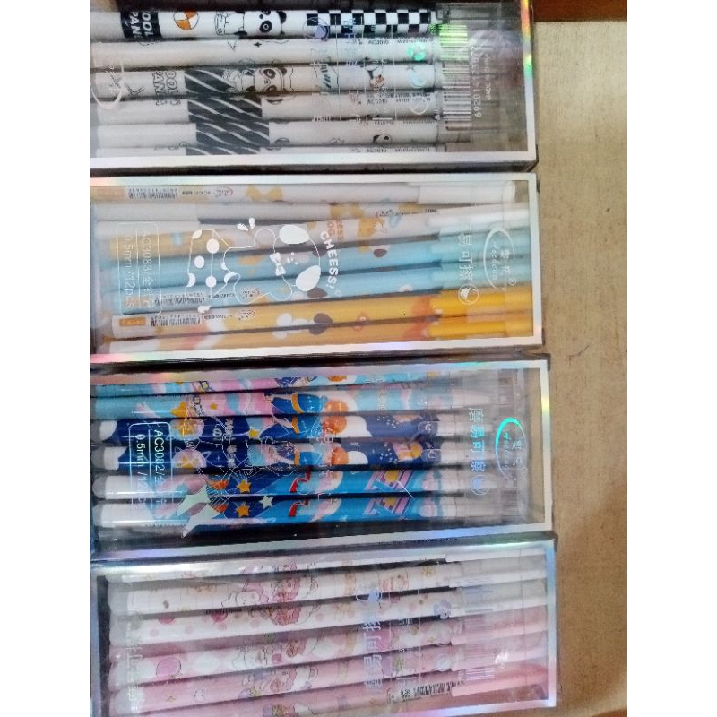 

Pulpen magic karakter viral/pulpen bisa di hapus