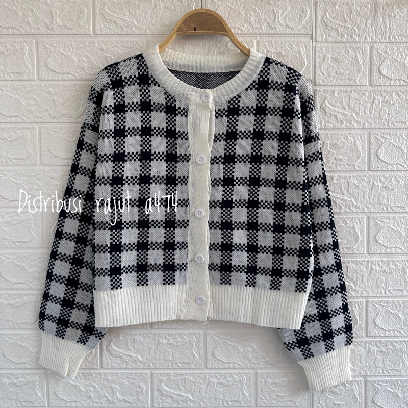 MAY CARDIGAN RAJUT KANCING CROP TOP MOTIF KOTAK KOTAK