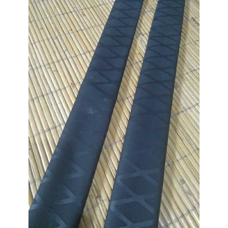 Grip Bakar Black