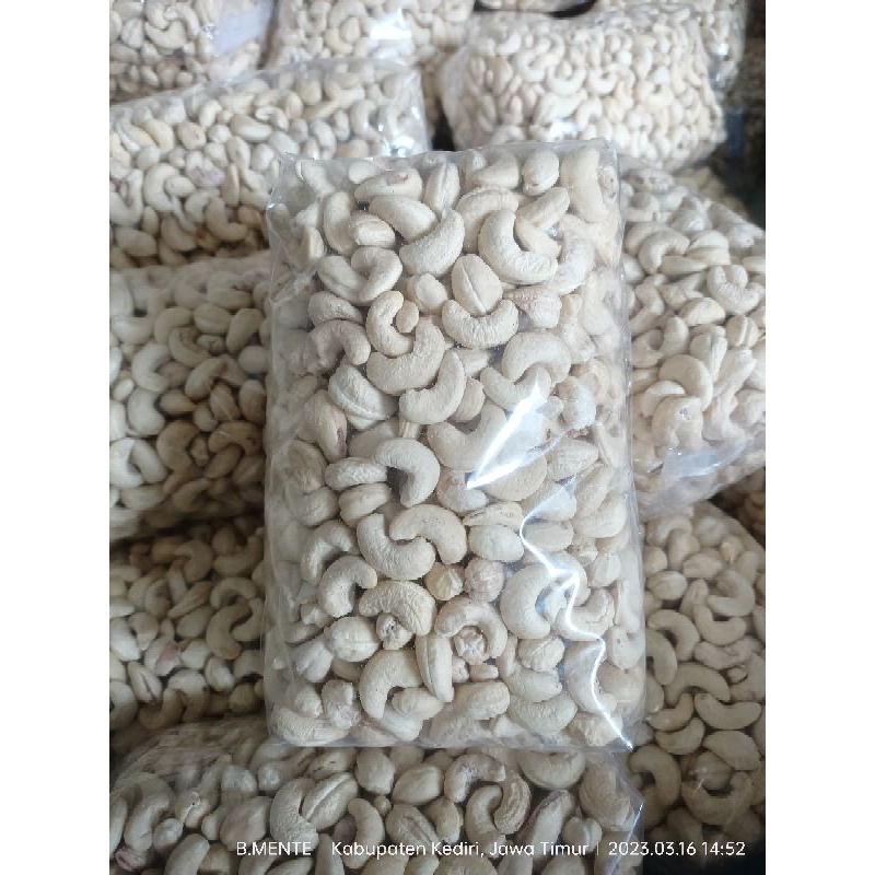 

1Kg Kacang Mede (Mente) Mentah Murah