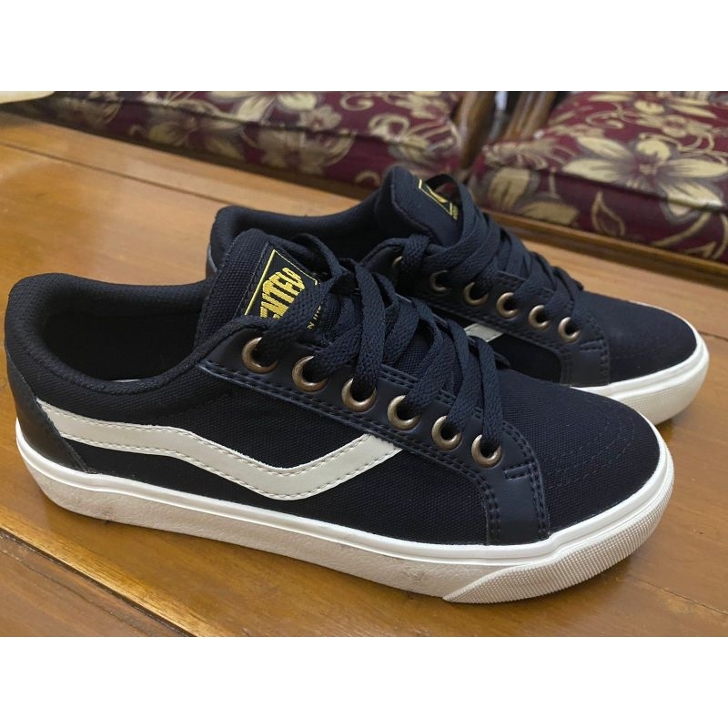 PRELOVED | Ventela republic black natural original | LIKE NEW