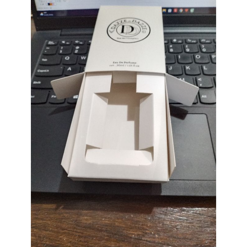 

Box parfum her m3s kotak 30 ml ada insert/tatakan/dudukan anti goyang cetak merk