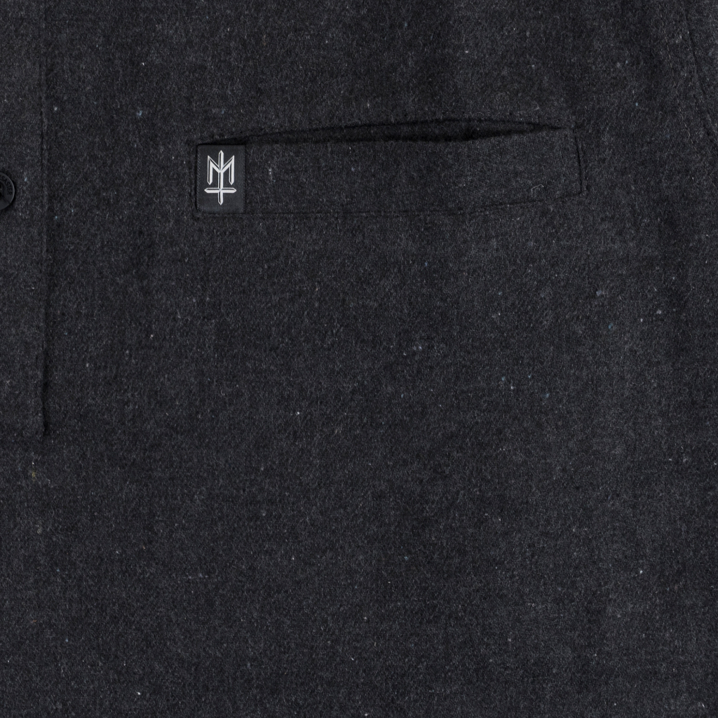 HREY BUTTON UPS SHIRTS MATERNAL DISASTER