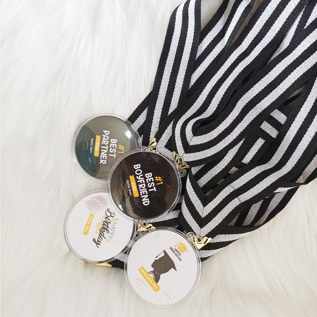 MEDALI CUSTOM, MEDALI WISUDA,MEDALI BESTFRIEND,KALUNG MEDALI,HADIAH