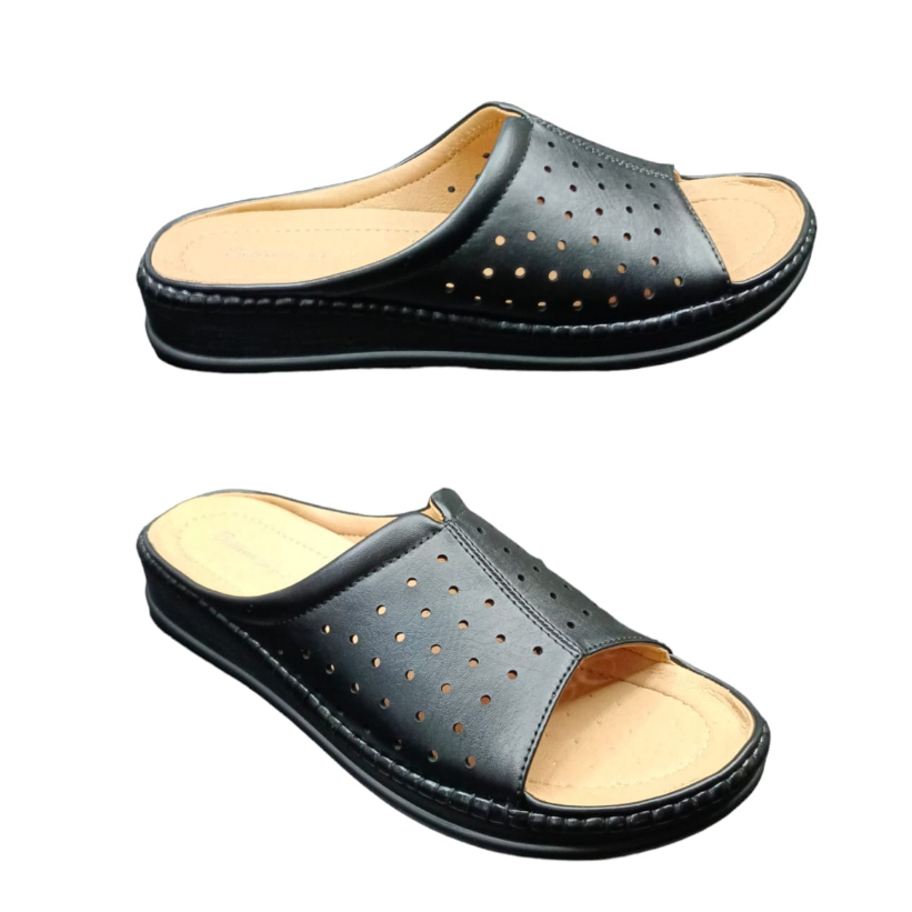 Obral Sandal Wanita Bettina ukuran 39