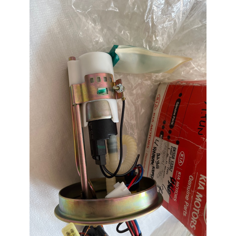 Pompa bensin pump Assy Kia carnival Bensin genuine Parts