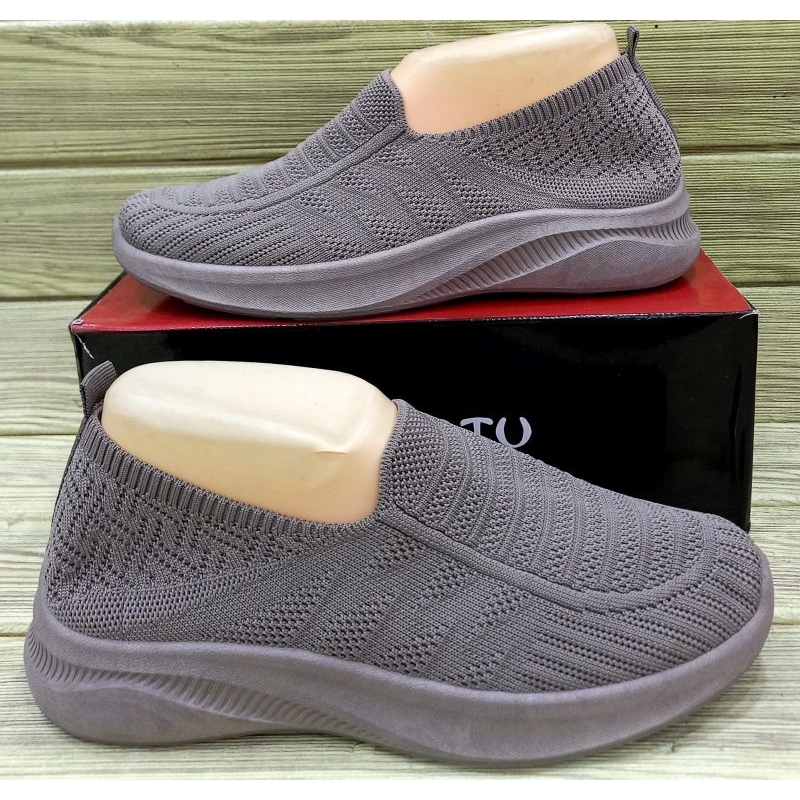 SEPATU SLIPON IMPORT SAILATU