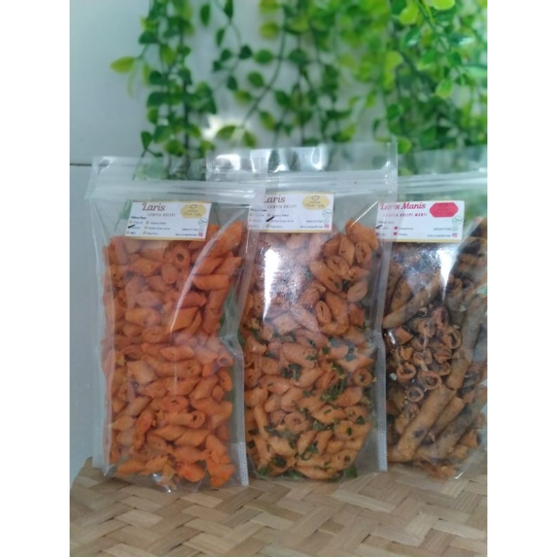 

Coklat Aroma - Keju Aroma - Kripik Kulit Lumpia - Kulpi - Kue Kering Lebaran