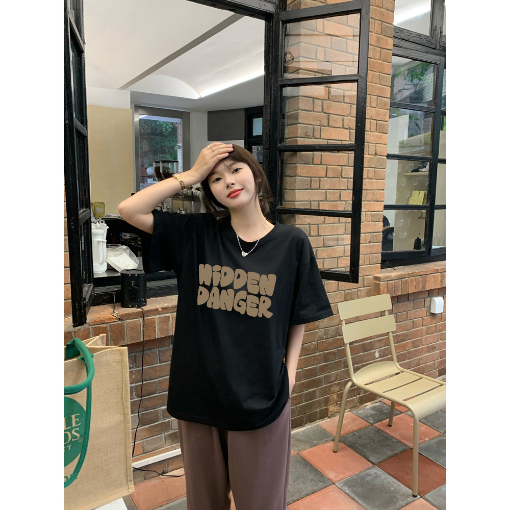 T-shirt Lengan Pendek Letter Pencetakan Longgar Korean Style /Baju Kaus Oversize Wanita/Baju coklat