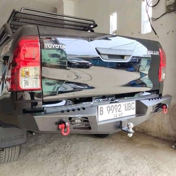 Bumper belakang model option X toyota hilux