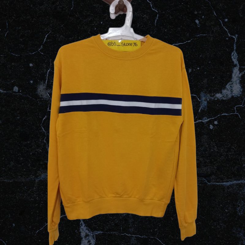 crewneck jaket BERSHKA pria dan wanita