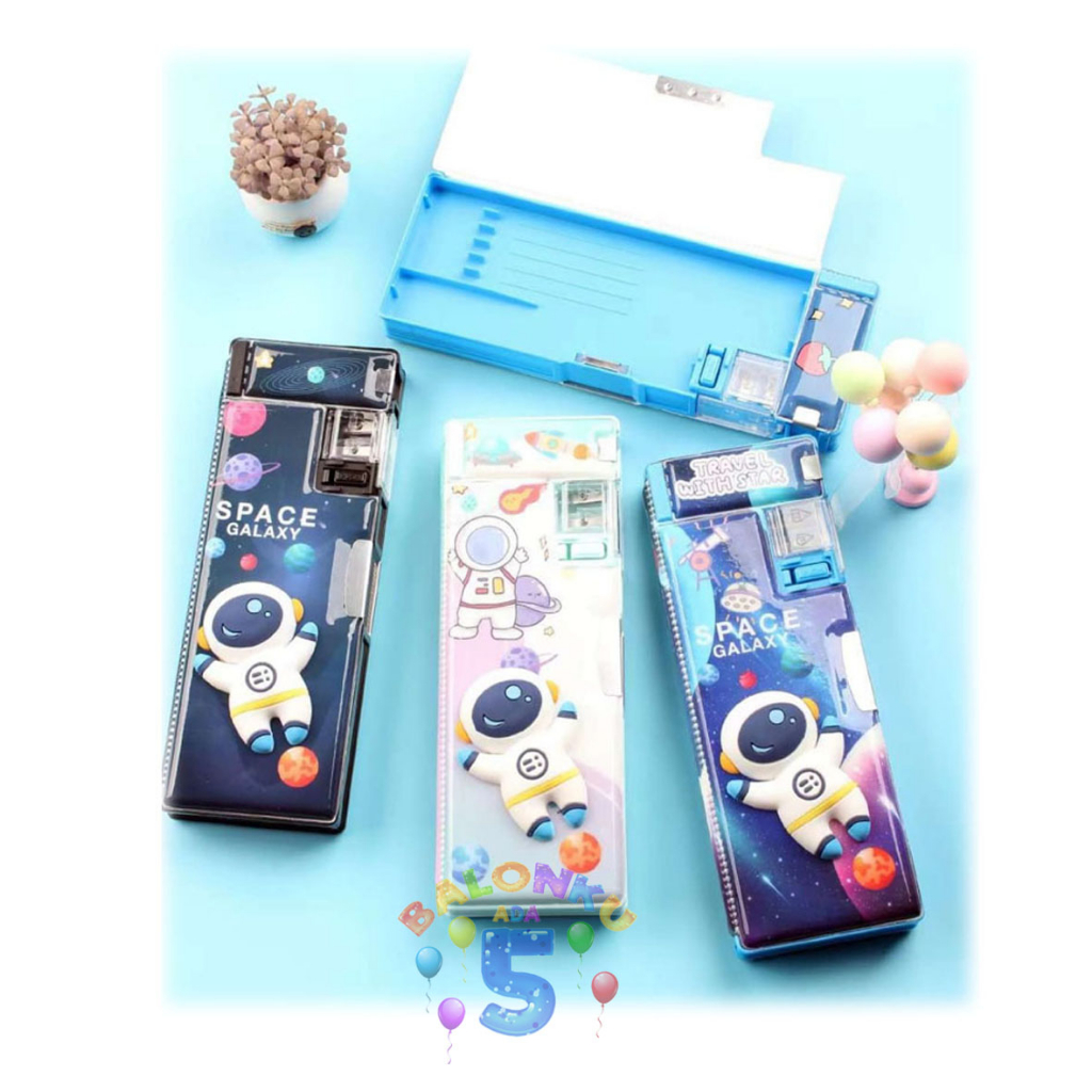 

Tempat Pensil Magnet 3D Karakter Astronot, pensil case, tepak anak 2 sisi