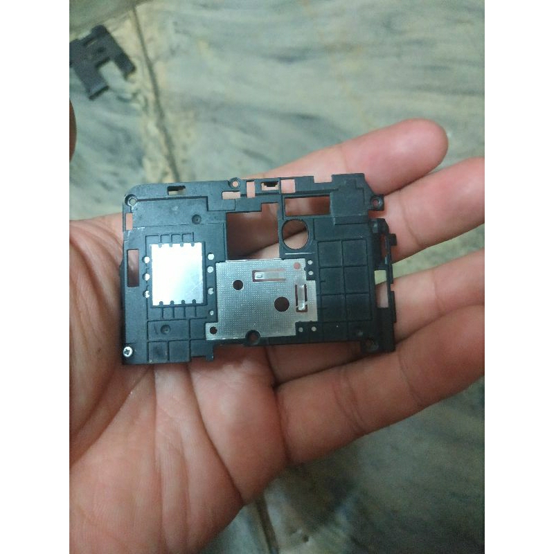 tutup mesin bekas redmi 4 prada