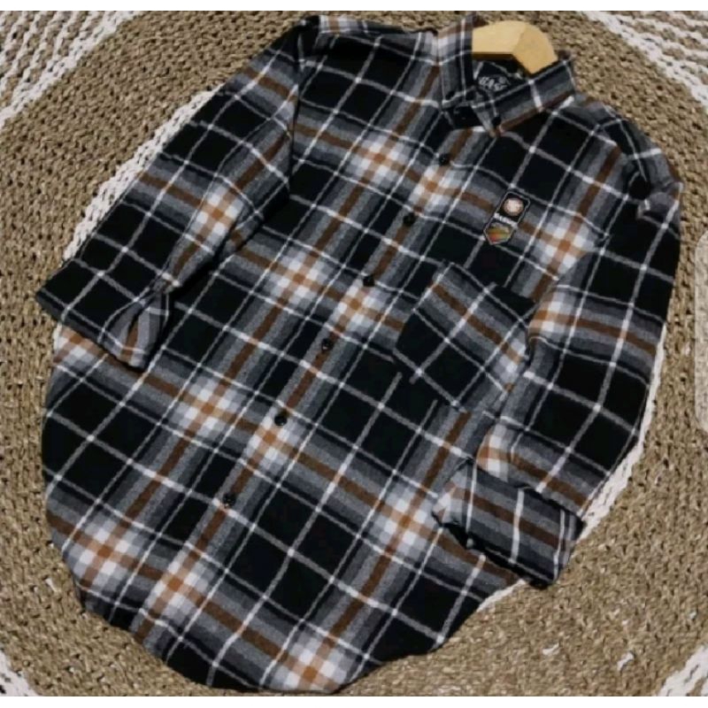 Kemeja Flannel Wanita Lengan Panjang Bahan Adem Nyaman Dipakai Kemeja Kotak Kotak Atasan Wanita Dewa