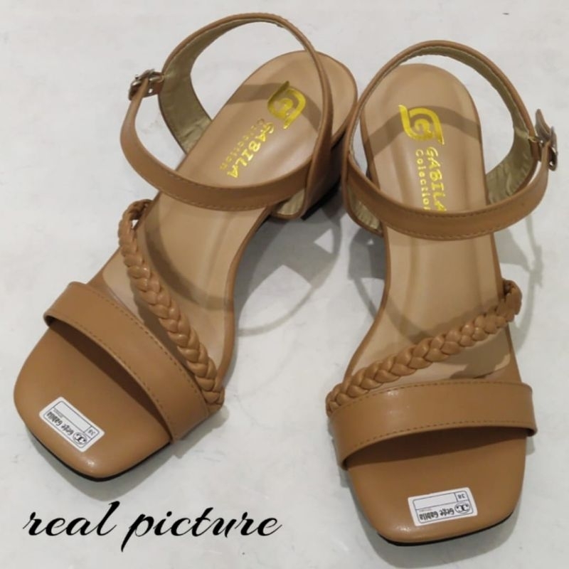 SANDAL TALI KEPANG HAK TAHU 5CM