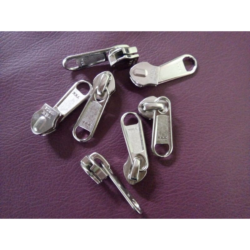 Kepala Resleting YKK No 10 Besar