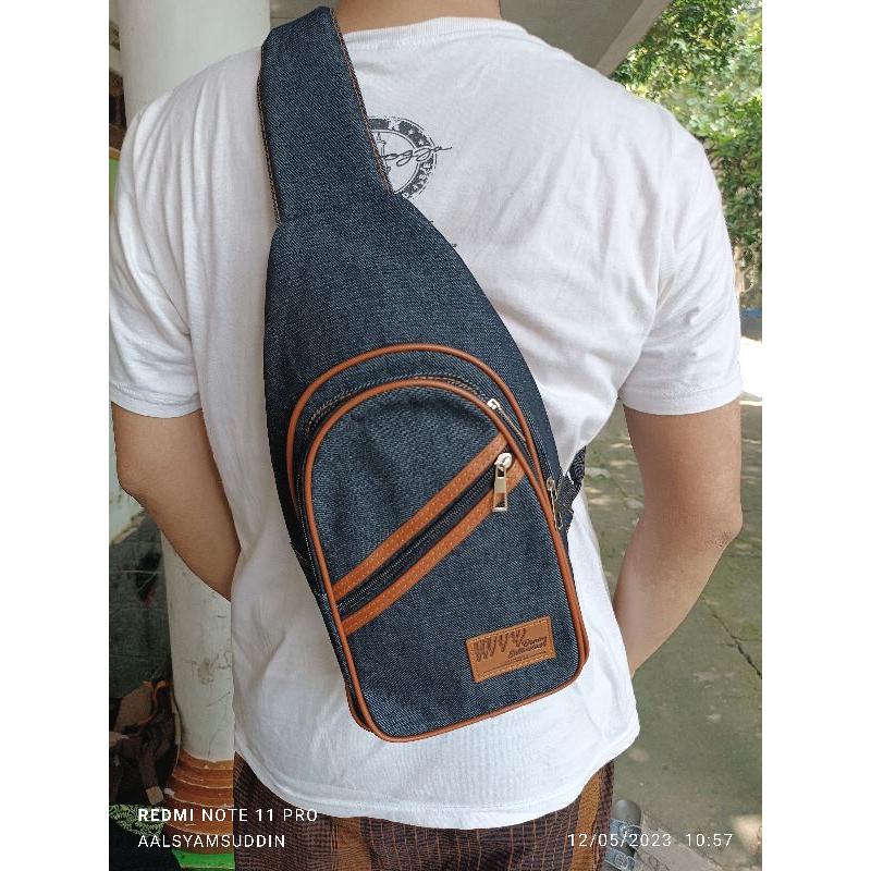 Tas Selempang Pria Levis