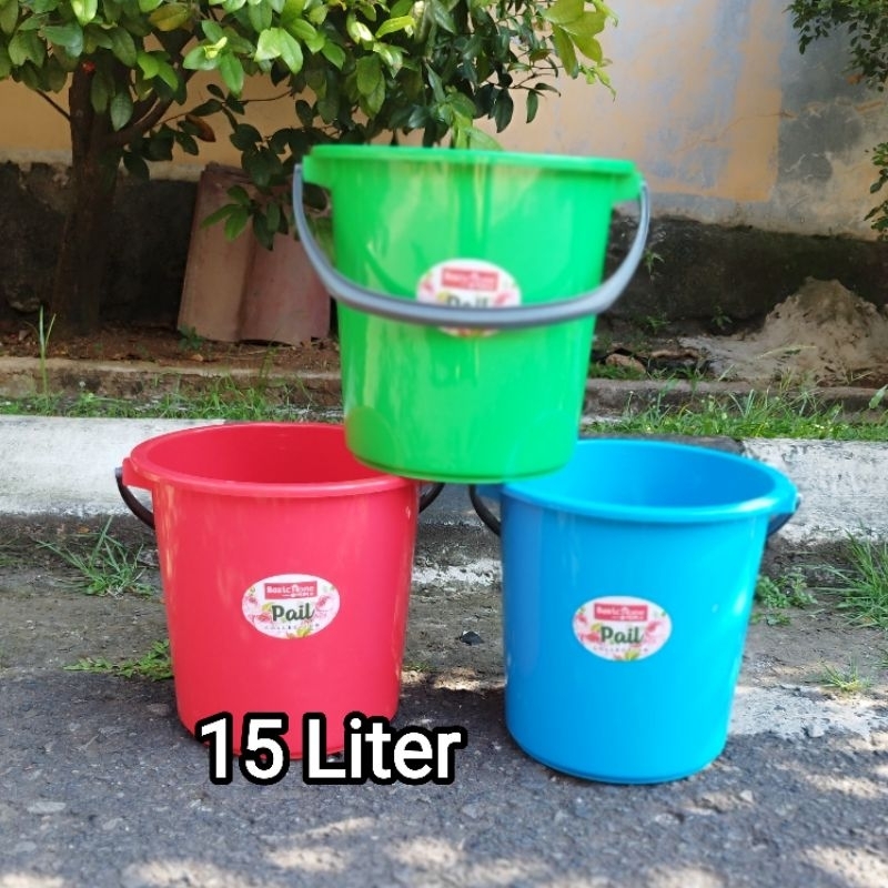 SHp2 Ember plastik 15 liter basic home lion star