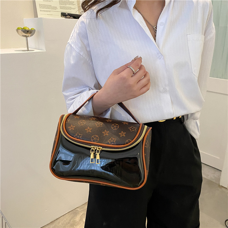 Tas kosmetik portabel kapasitas besar kosmetik tahan air tas fashion perlengkapan mandi genggam