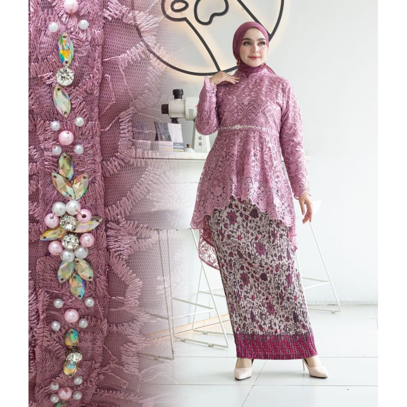 KEBAYA MODERN//TUNIK LESTY BAHAN TILLE PREMIUM NON GLITER//SERAGAMAN KELUARGA//BAJU PESTA LAMARAN//KEBAYA WISUDA//BAJU LEBARAN//BAJU KONDANGAN//KEBAYA ORIGINAL//BY DIPA COLLECTION//MDHBROTHER