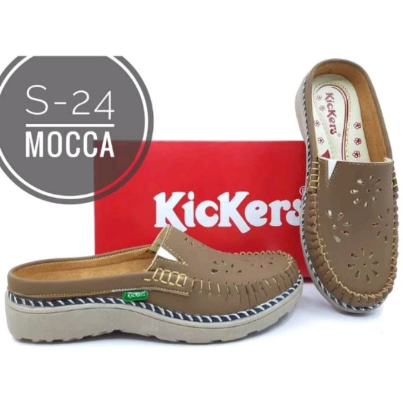 sepatu kulit slip on wanita kickers. S-24 Kulit